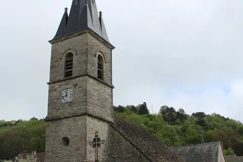 Cressia, sur la route ou près de la route de « Entre églises et châteaux »