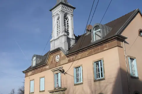Issans, sur la route ou près de la route de « Journée Canicule au Pays de Montbéliard »