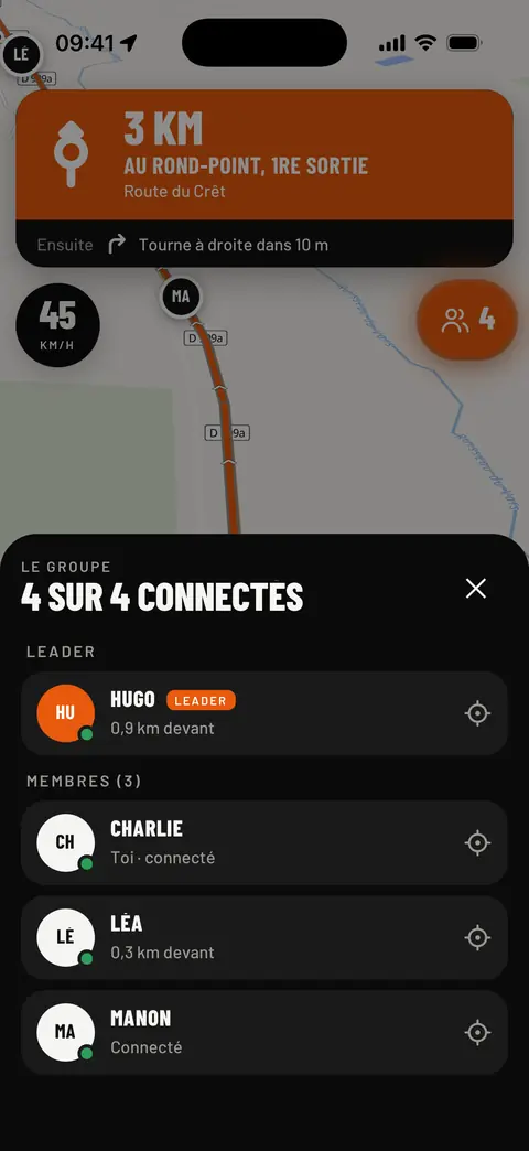 Qui est où : 4 motards connectés, avec la distance de chacun devant ou derrière